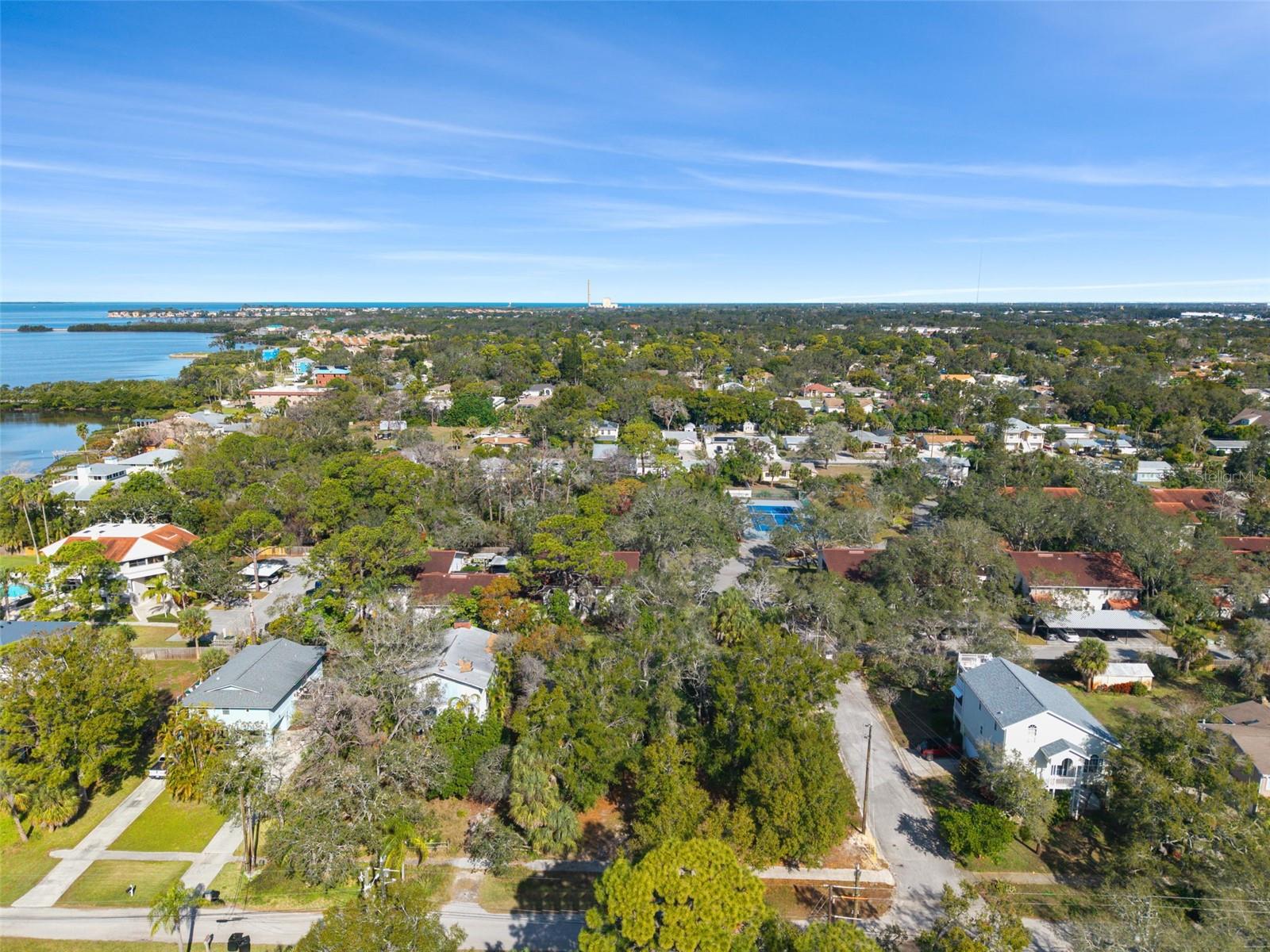 TARPON SHORES - Land