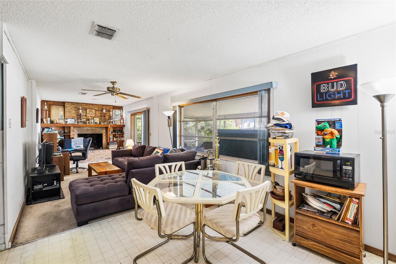 BAY CREST PARK UNIT 18 - Residential