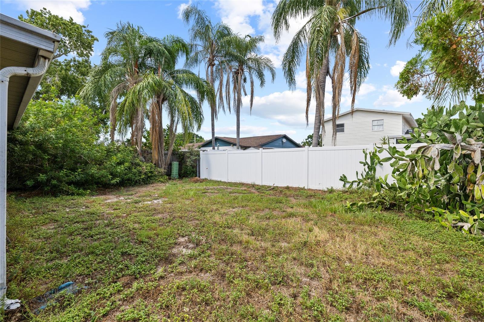 BAY CREST PARK UNIT 18 - Residential