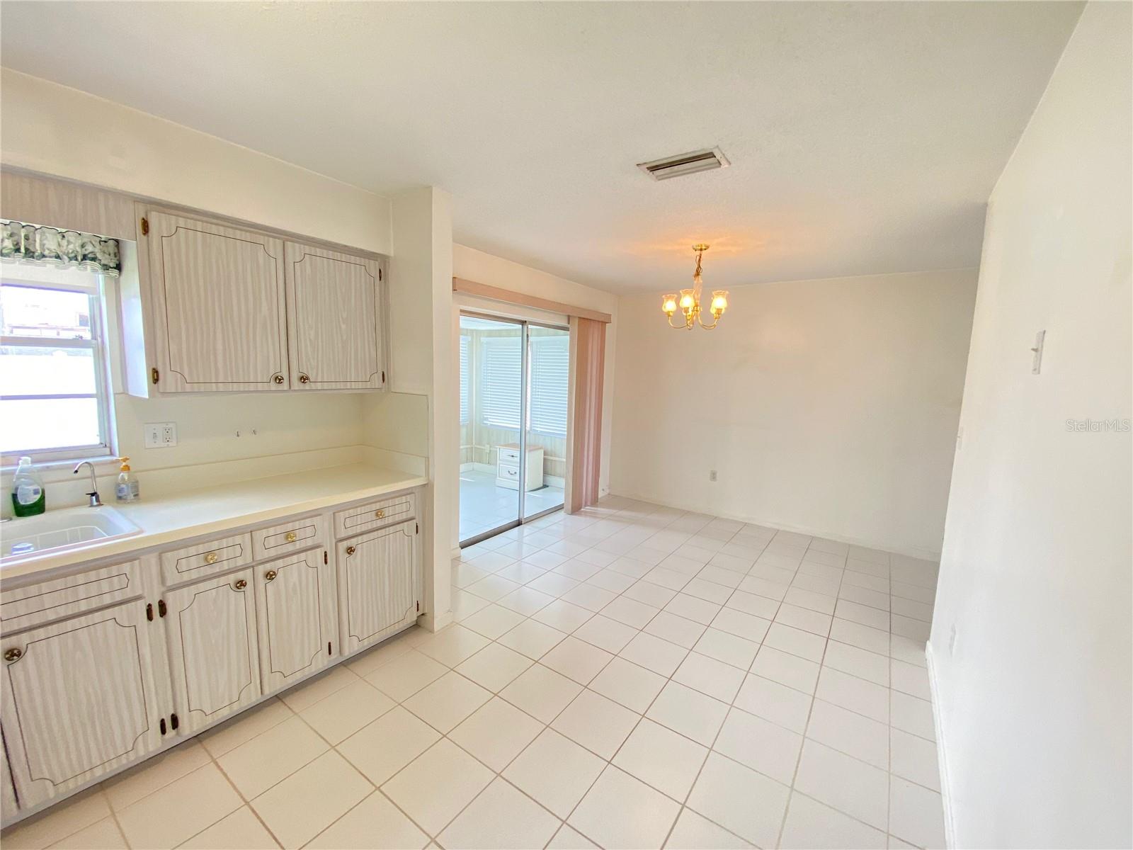 SPRINGWOOD VILLAS - Residential