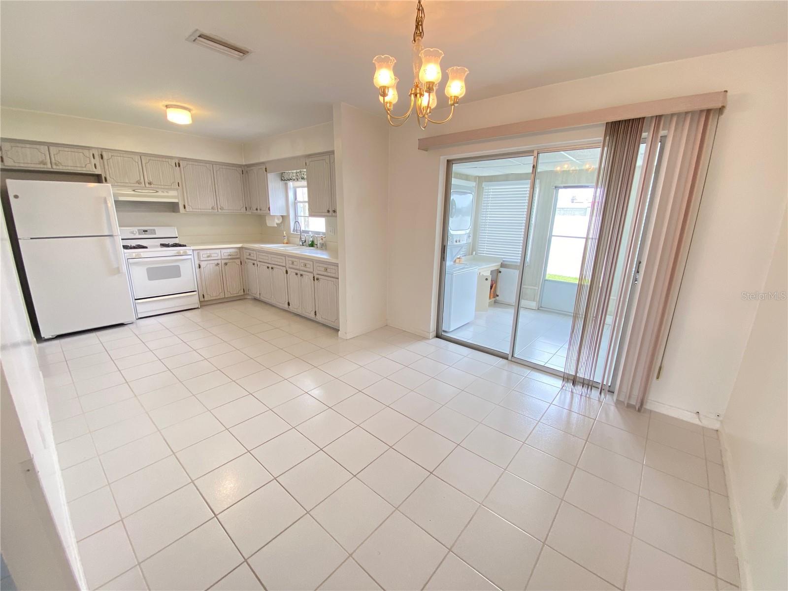 SPRINGWOOD VILLAS - Residential