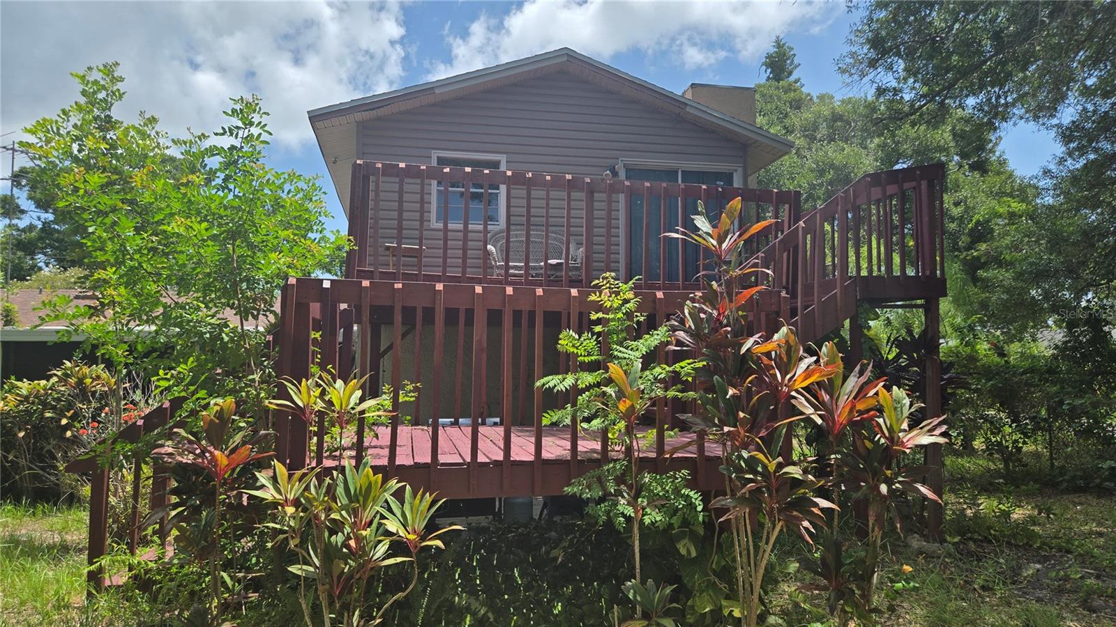 LAKEWOOD COUNTRY CLUB ESTATES SEC 2 - Residential
