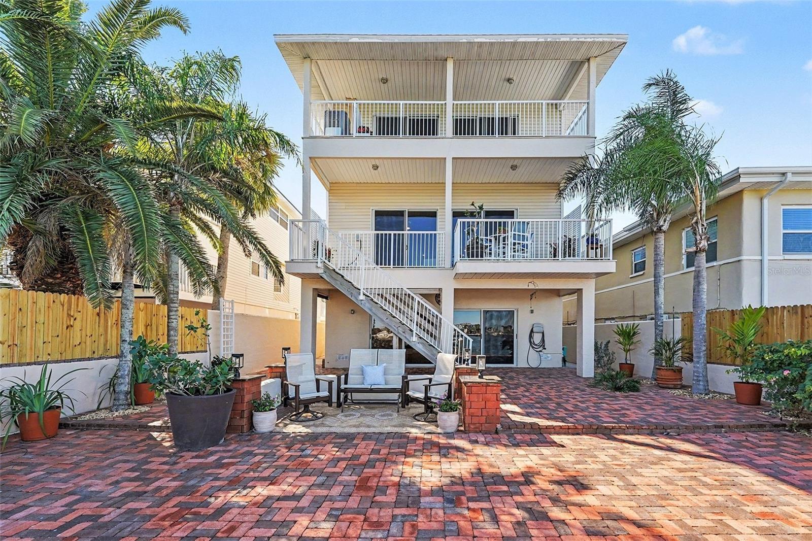 GULF SHORES 1ST ADD - Residential