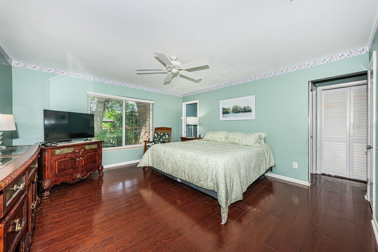 BELLEAIR ESTATES 4TH ADD - Residential