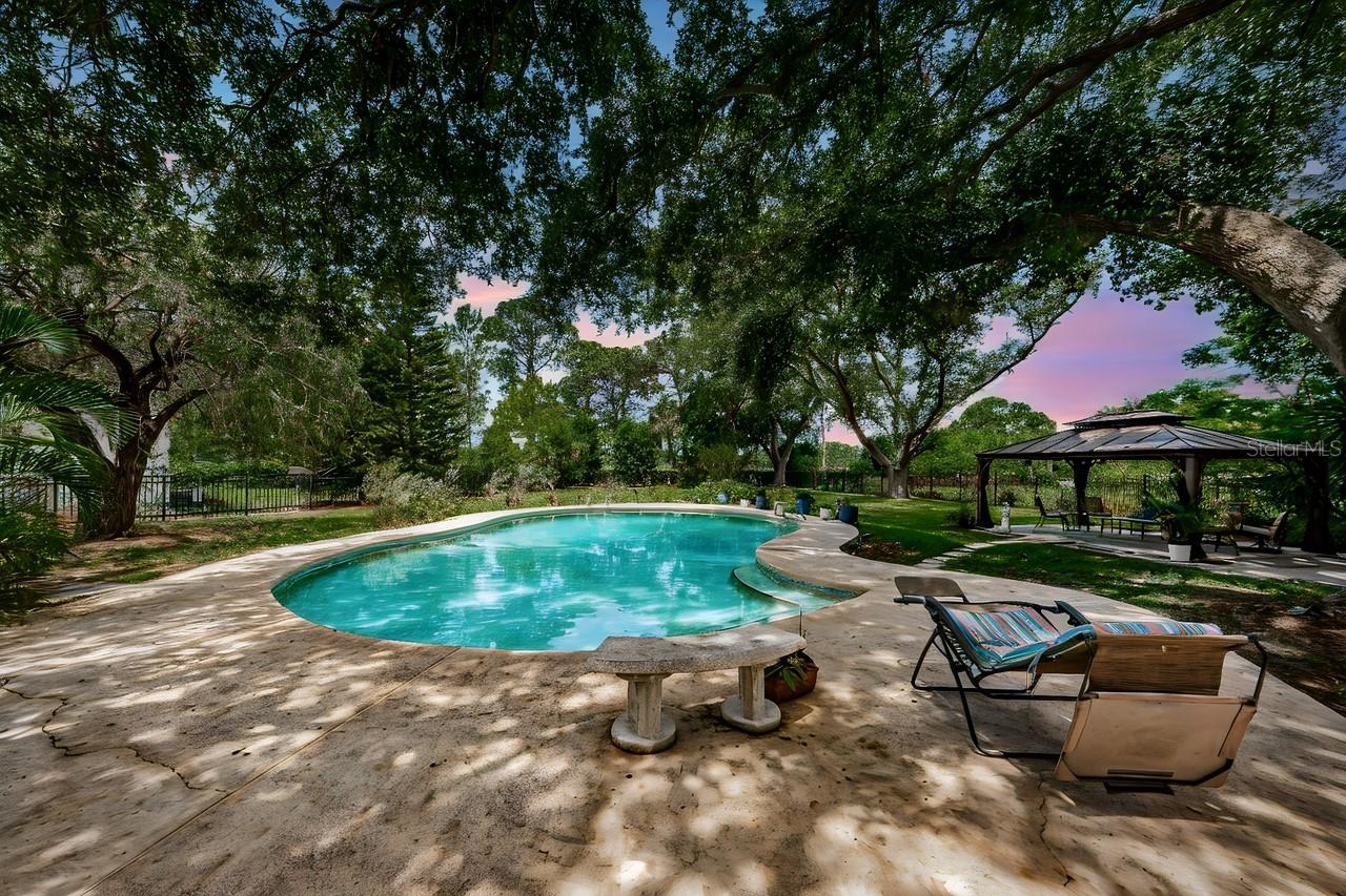BELLEAIR ESTATES 4TH ADD - Residential