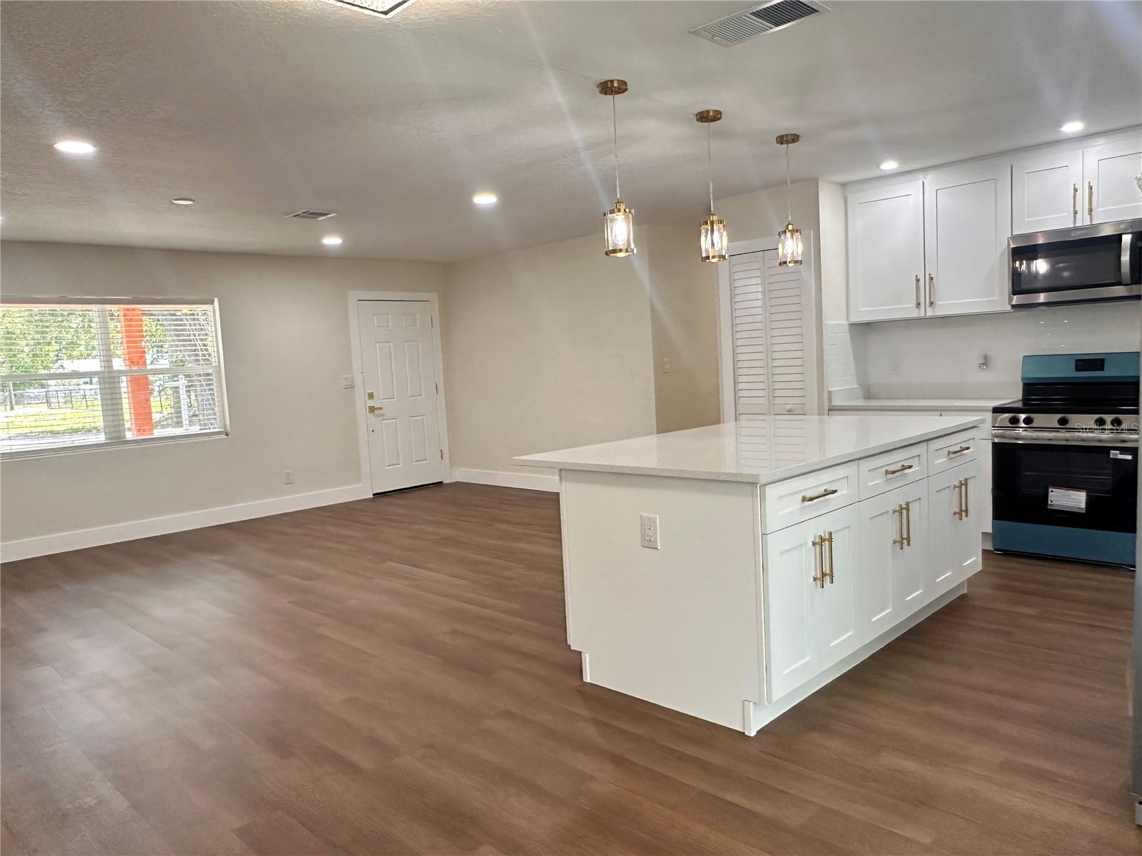 RANCH LAKE ESTATES UNIT 1 - Residential