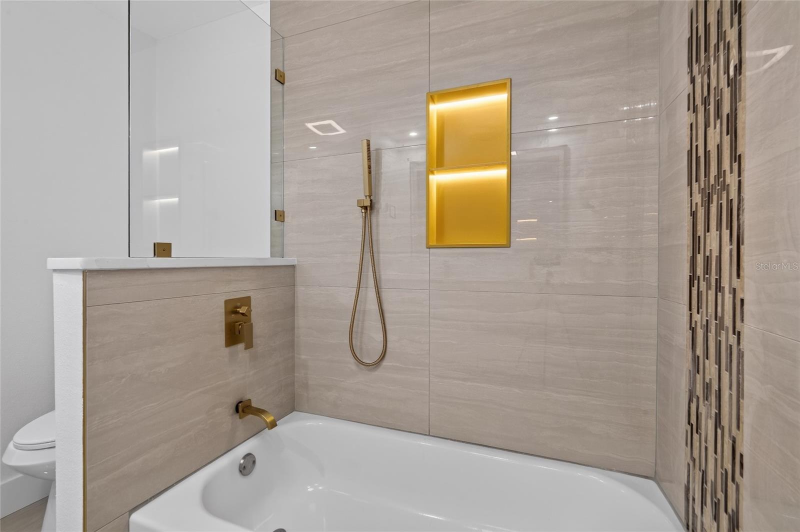 LEONA HEIGHTS - Residential