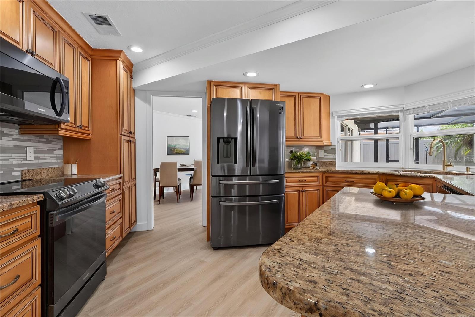 LEONA HEIGHTS - Residential