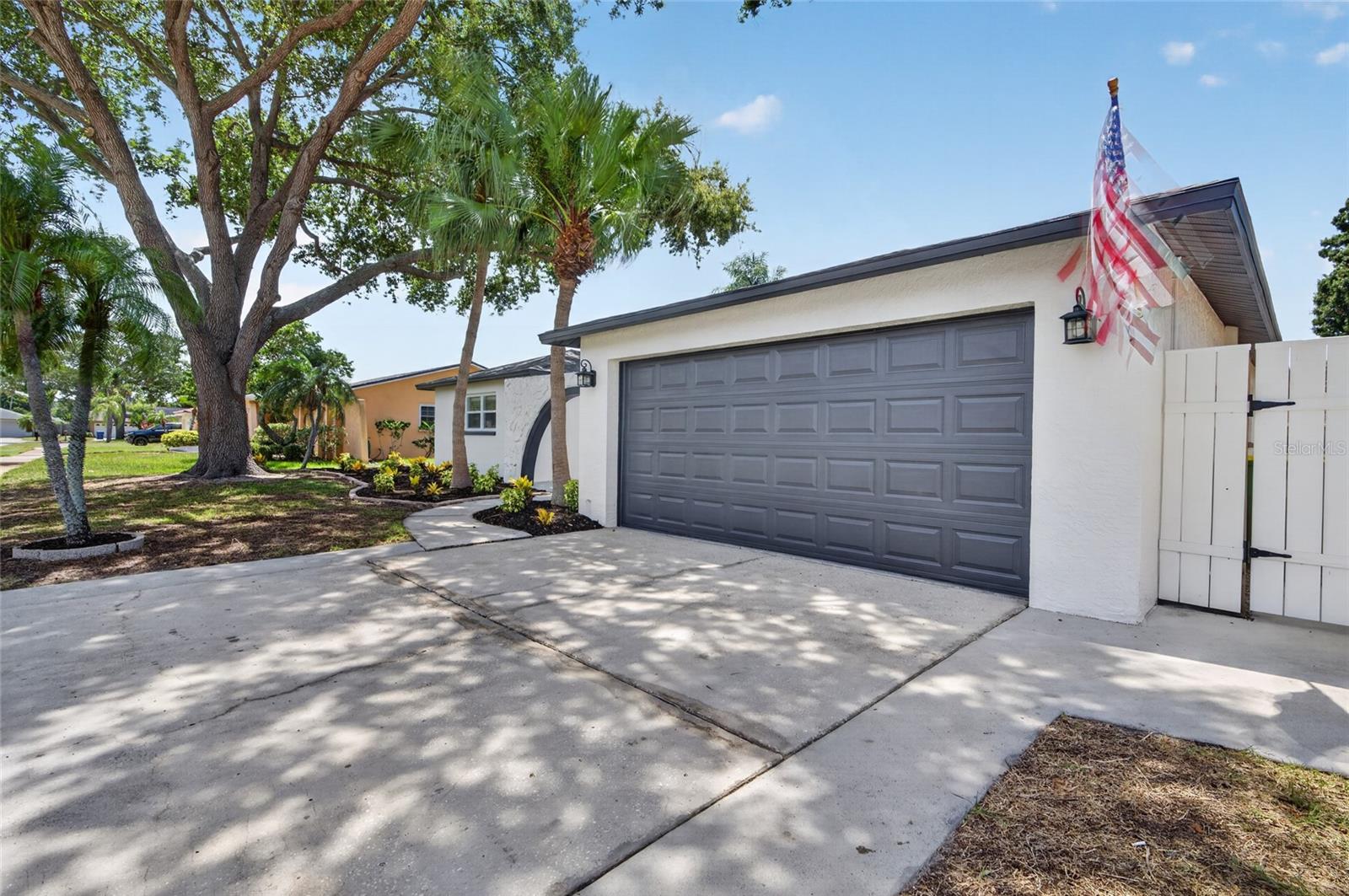 LEONA HEIGHTS - Residential