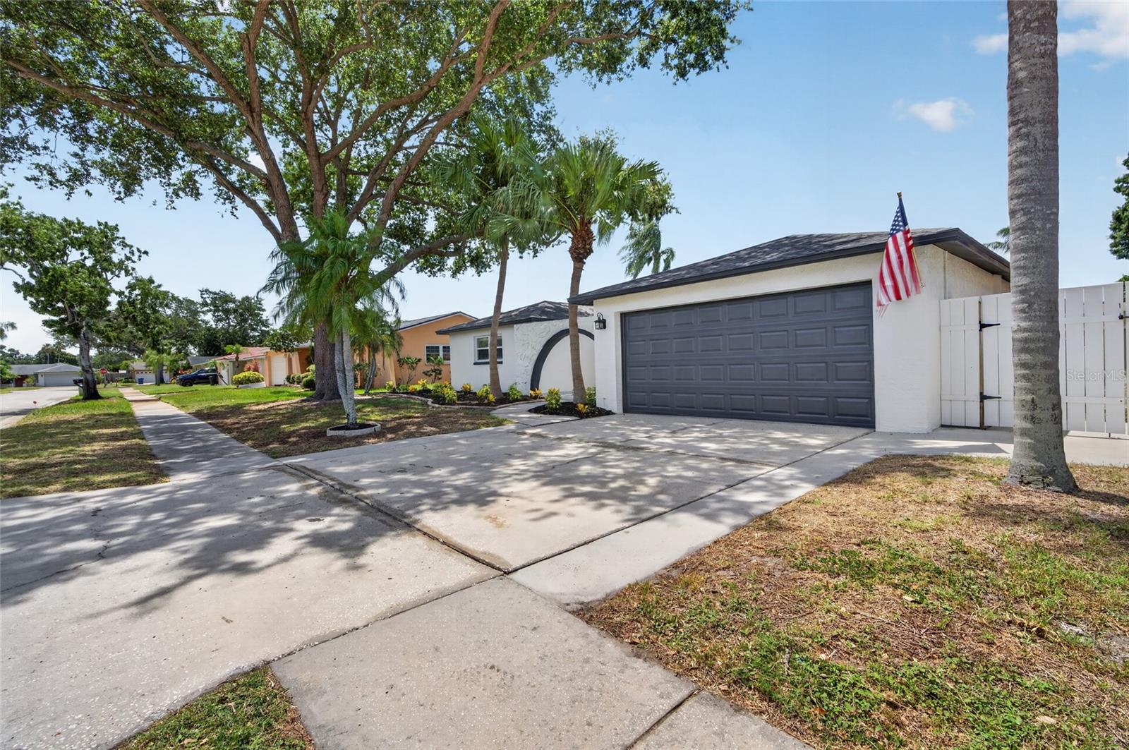 LEONA HEIGHTS - Residential