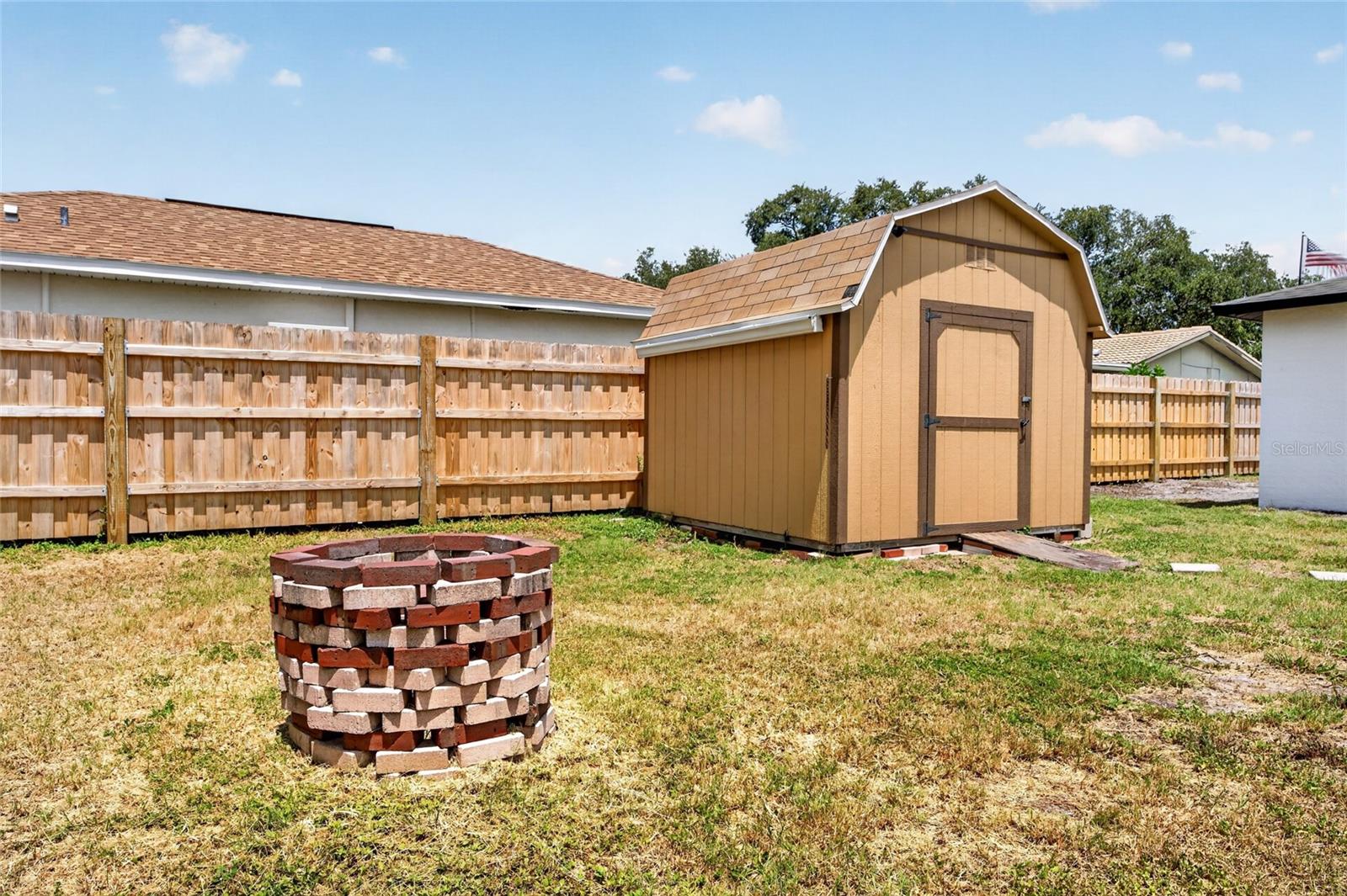 LEONA HEIGHTS - Residential