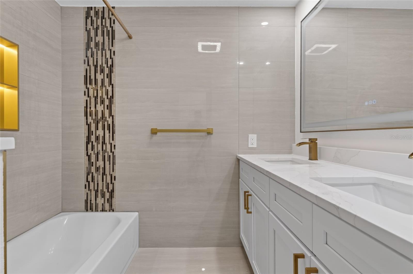 LEONA HEIGHTS - Residential
