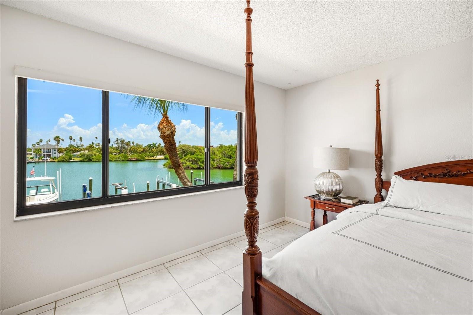 MARINA BAY OF ST PETERSBURG BEACH - Residential