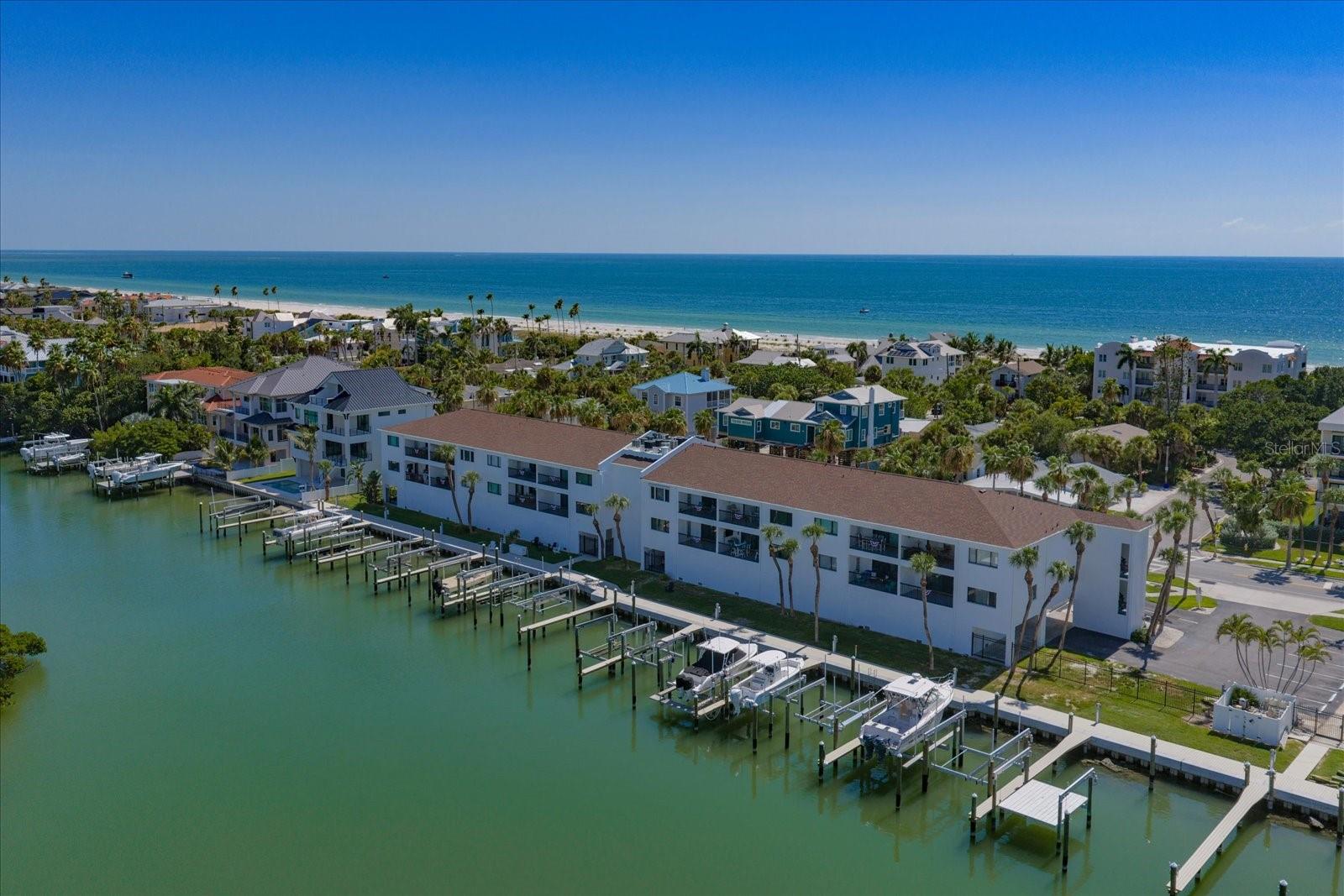 MARINA BAY OF ST PETERSBURG BEACH - Residential