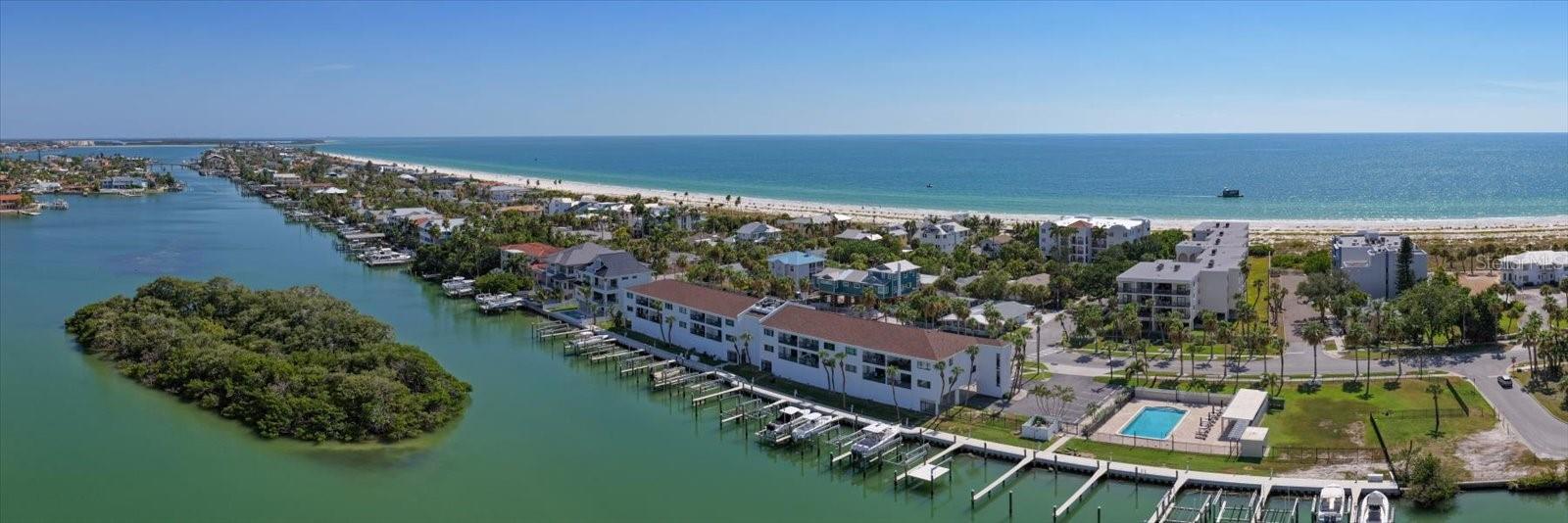MARINA BAY OF ST PETERSBURG BEACH - Residential