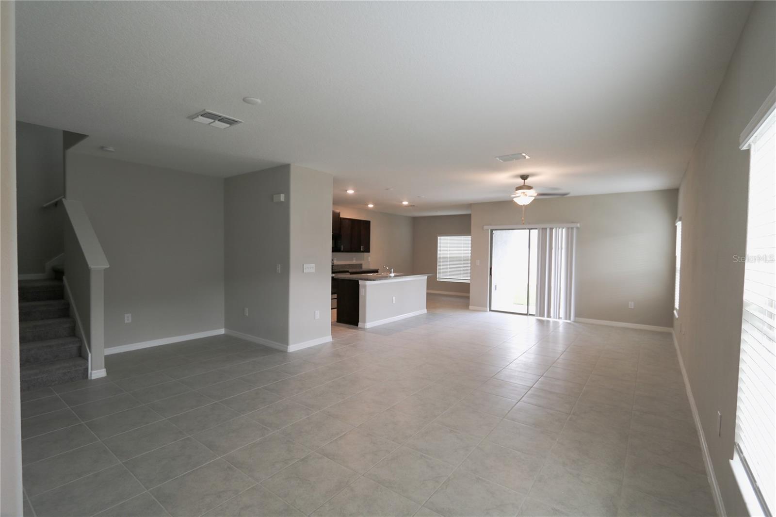 TOUCHSTONE PH 5 - Residential Lease