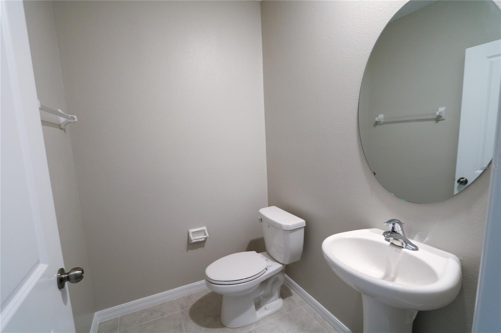 TOUCHSTONE PH 5 - Residential Lease