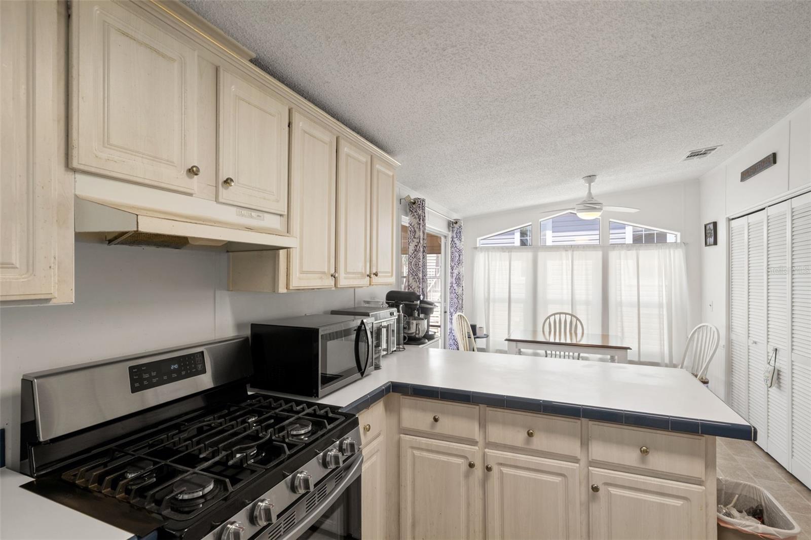 MOBEL AMERICANA MOBILE HOME PARK (UNREC) - Residential