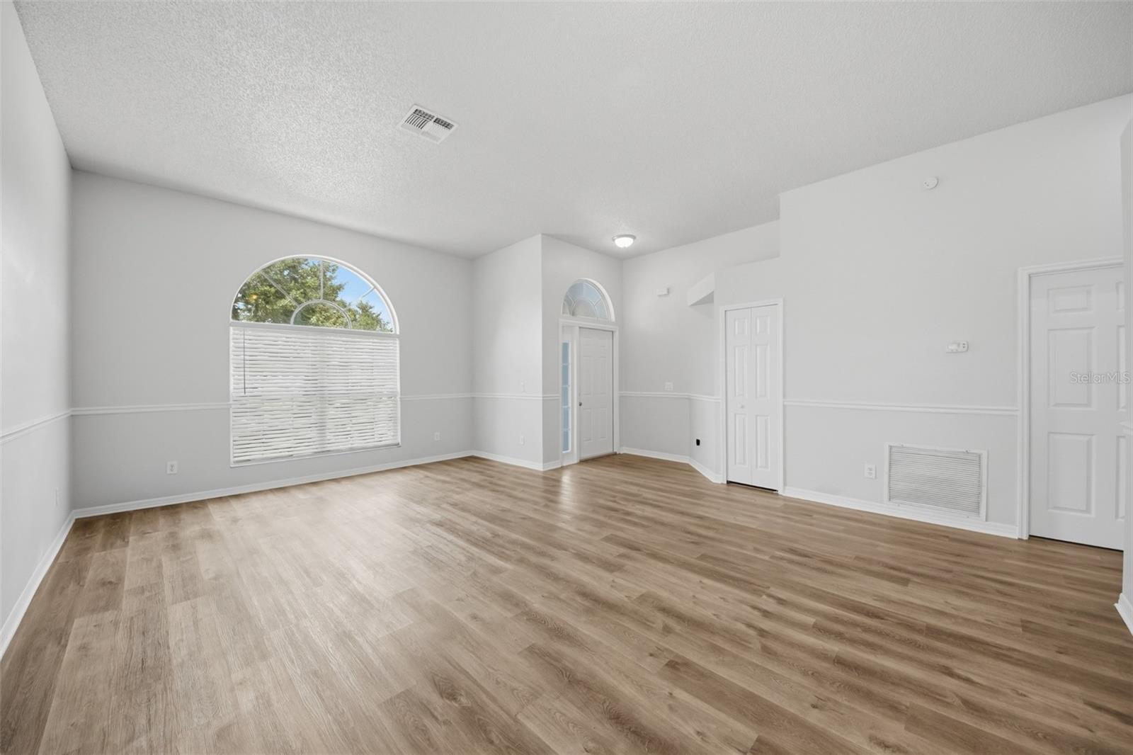 CARILLON TR 301 AT - Residential