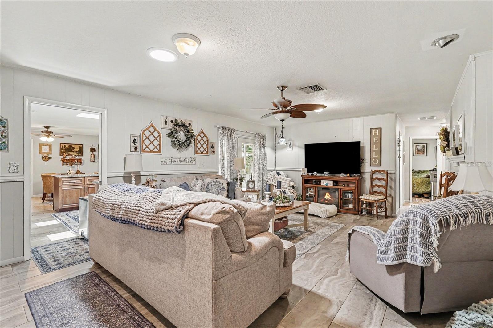ROYAL OAK GOLF & COUNTRY CLUB SEC 03 - Residential