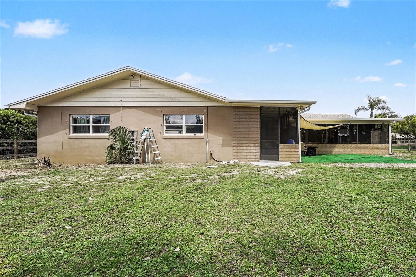 ROYAL OAK GOLF & COUNTRY CLUB SEC 03 - Residential