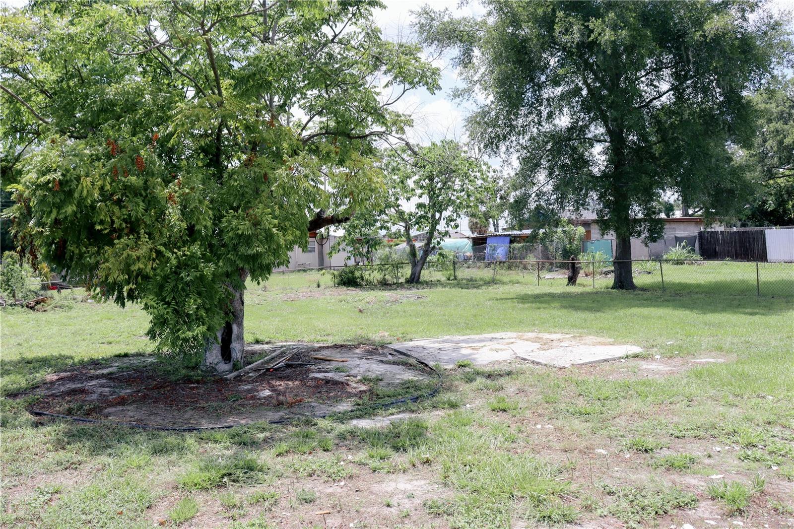 LAKE BONNET PARK - Residential
