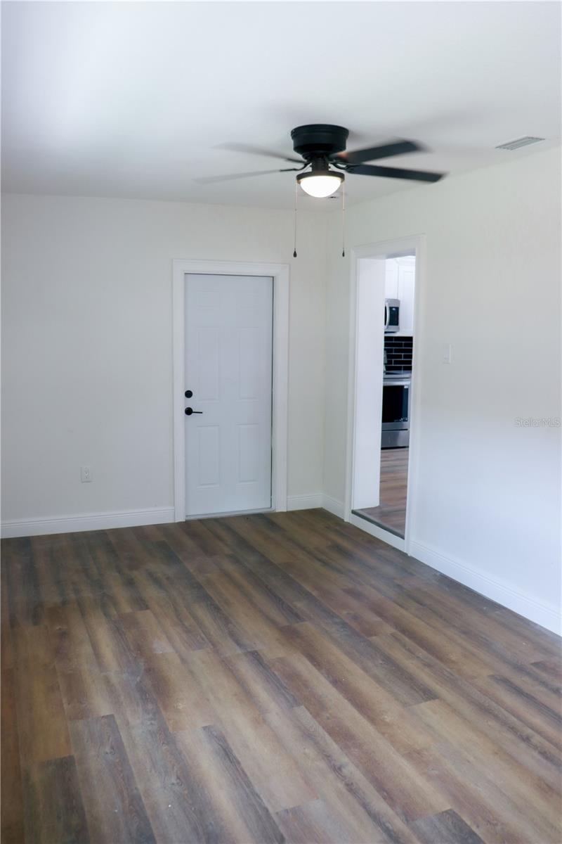 LAKE BONNET PARK - Residential