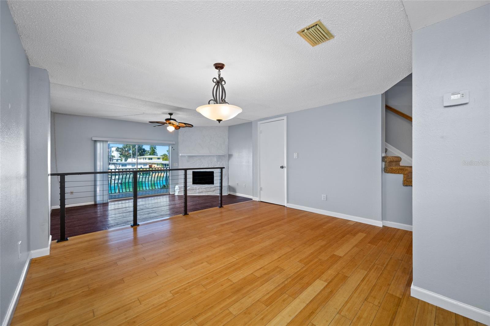 CAPRI LAGOONS CONDO - Residential