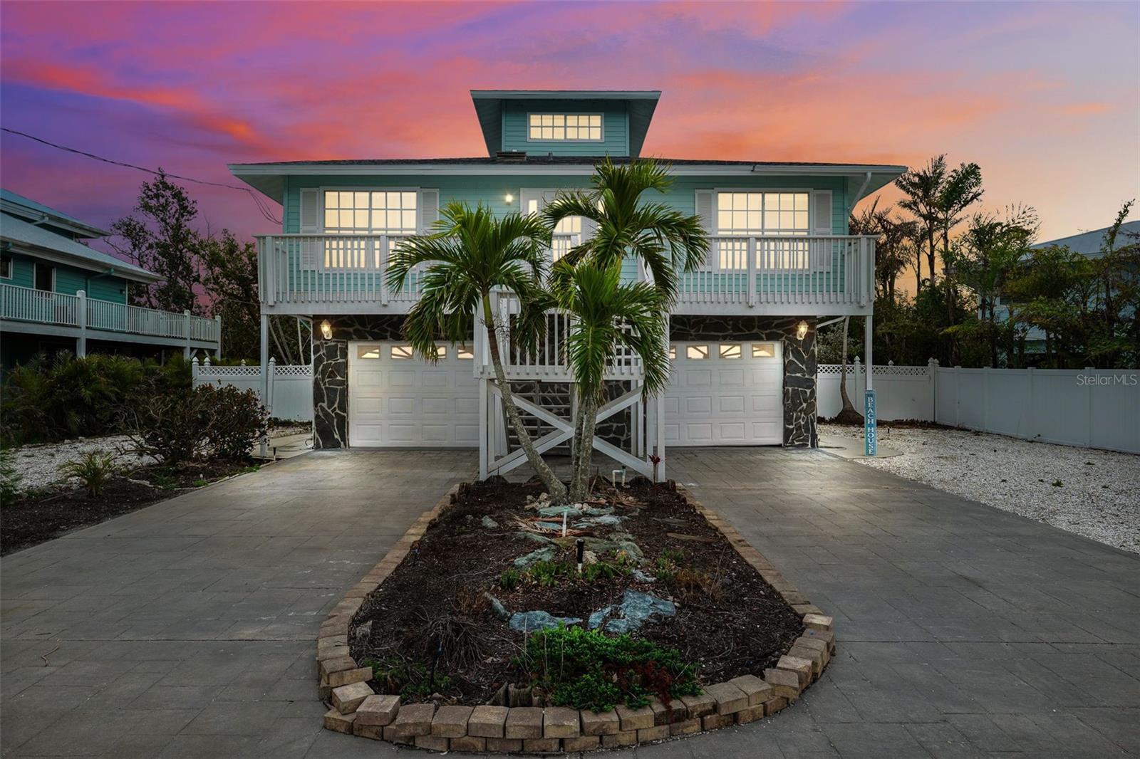 LUANA ISLES 1ST ADD - Residential