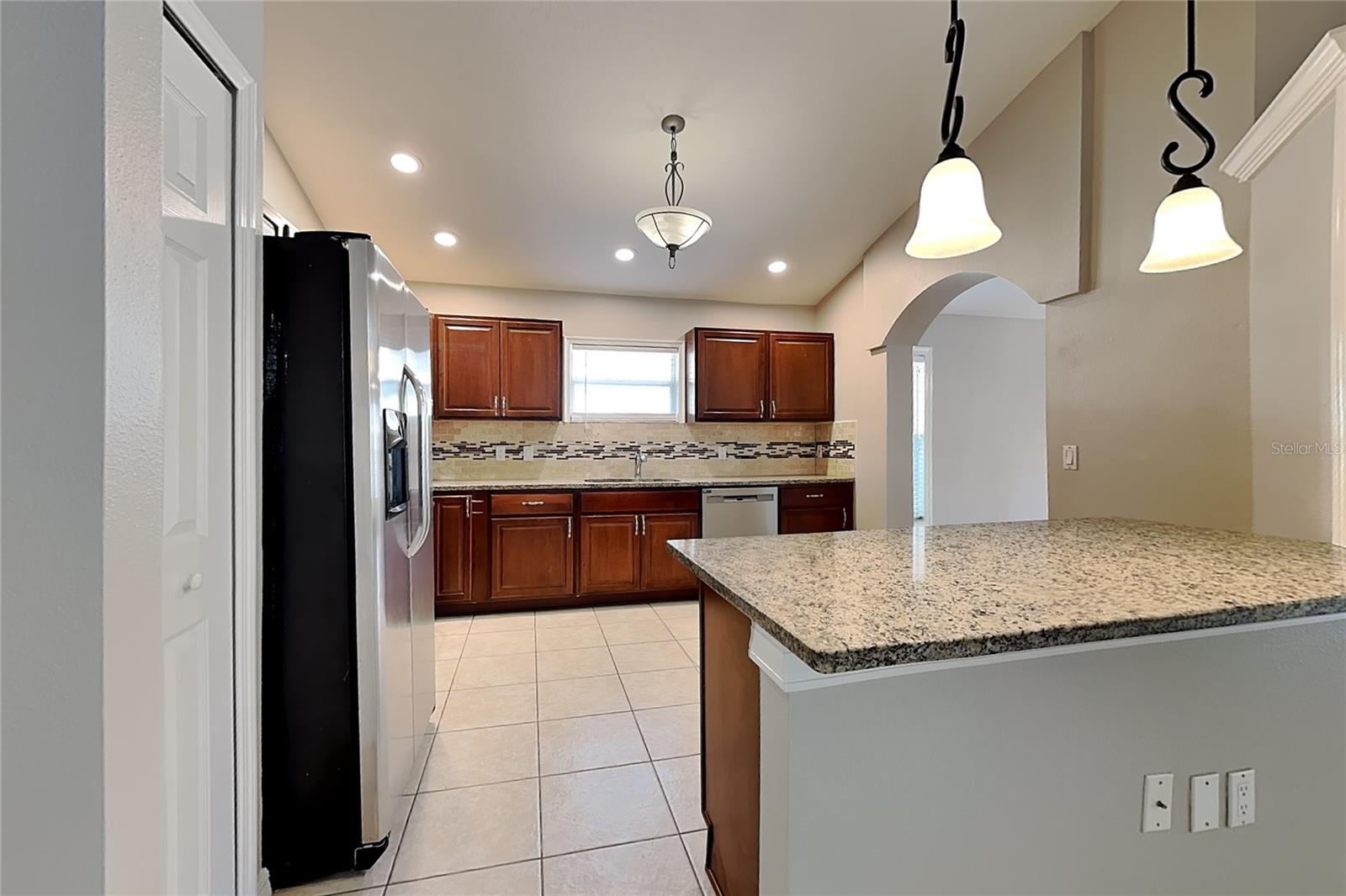 BLOOMINGDALE SEC LL UNIT 1 - Residential Lease