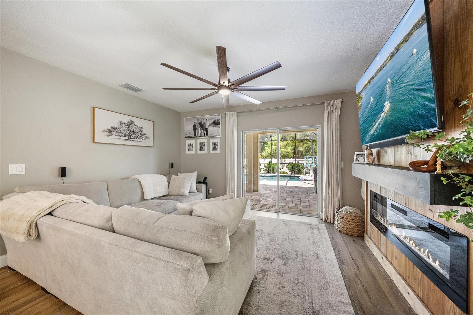 ASHTON MEADOWS - Residential