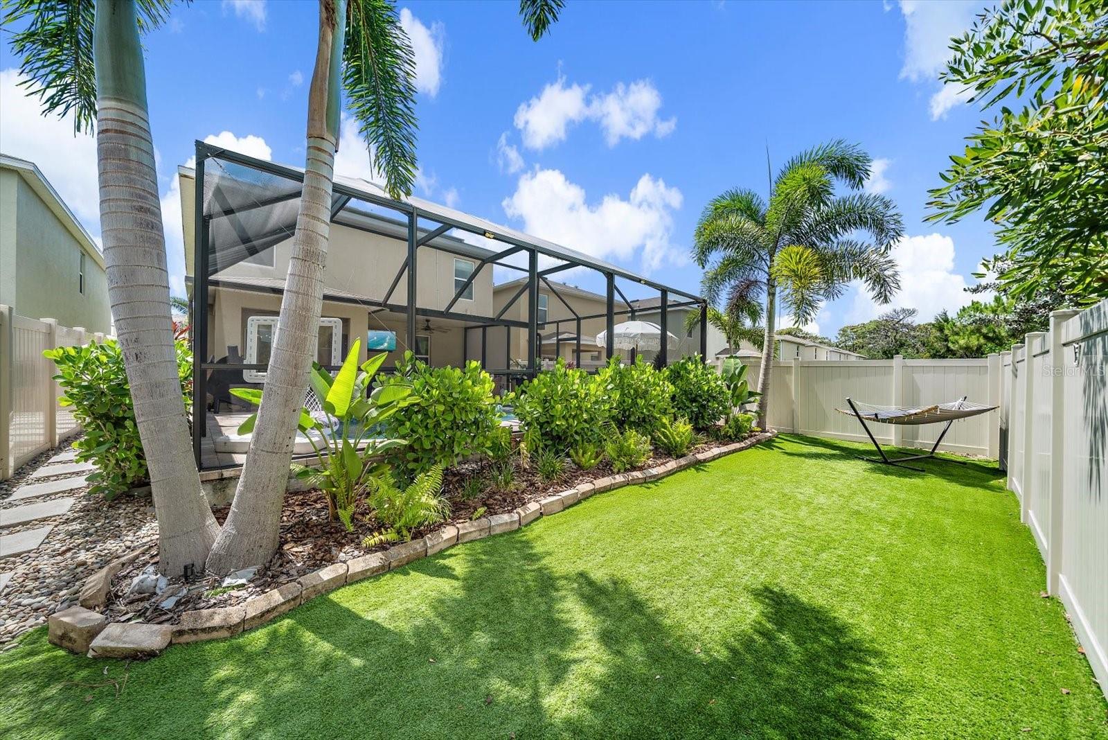 ASHTON MEADOWS - Residential
