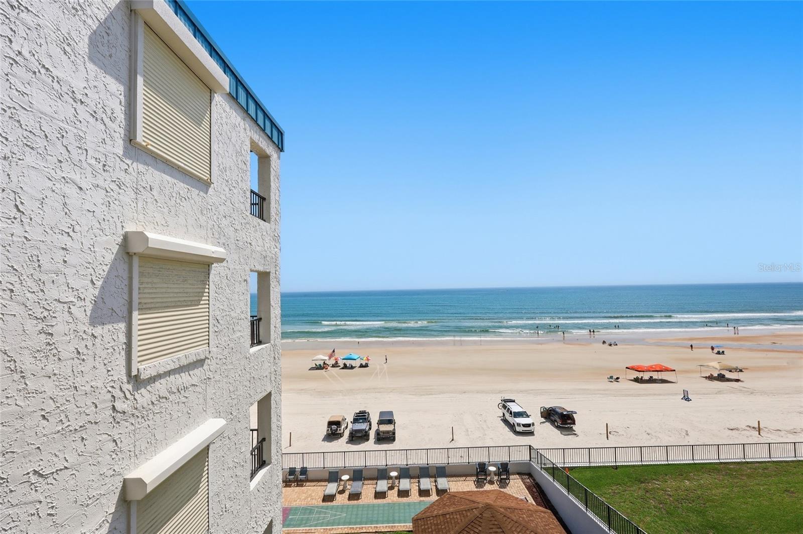 DANBURY BREAKERS CONDO - Residential