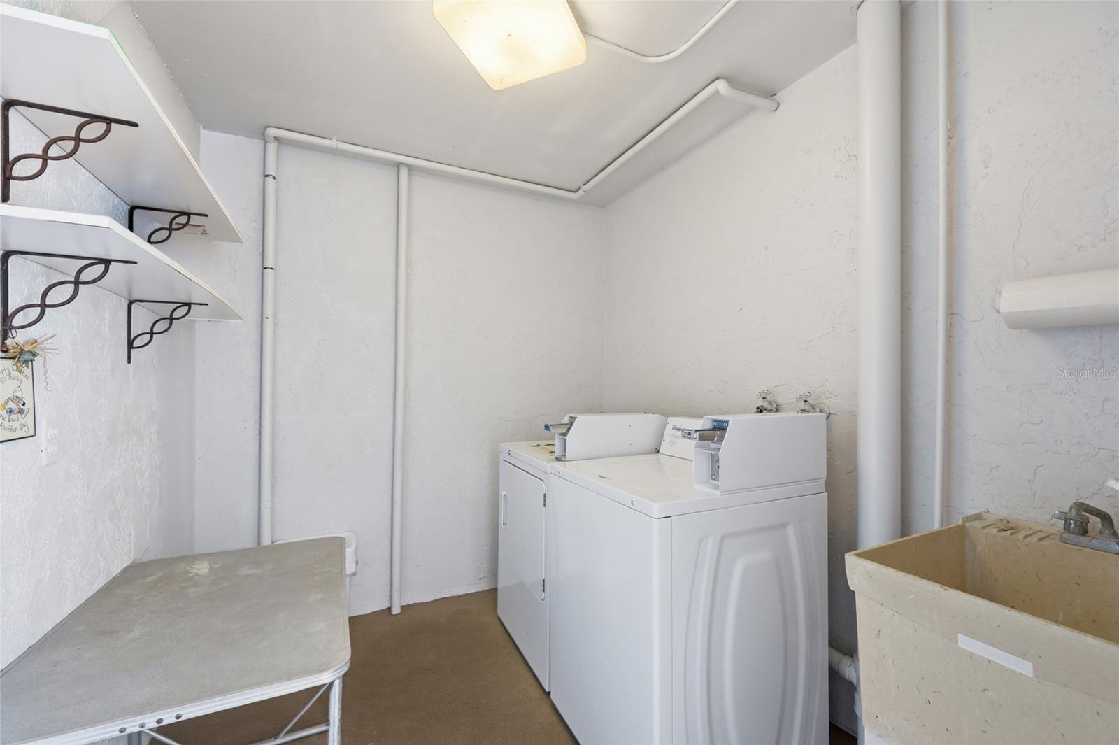 DANBURY BREAKERS CONDO - Residential