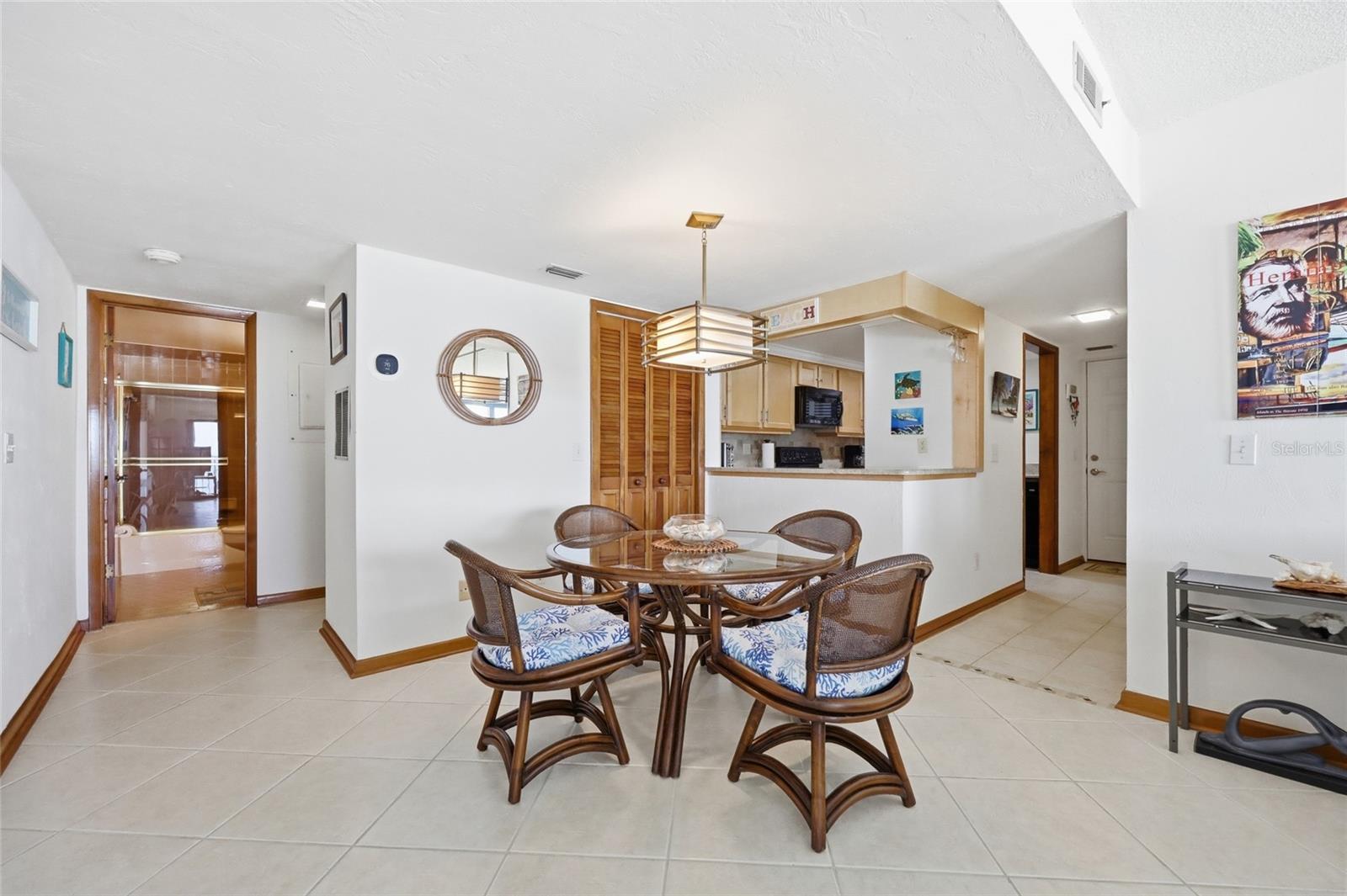DANBURY BREAKERS CONDO - Residential