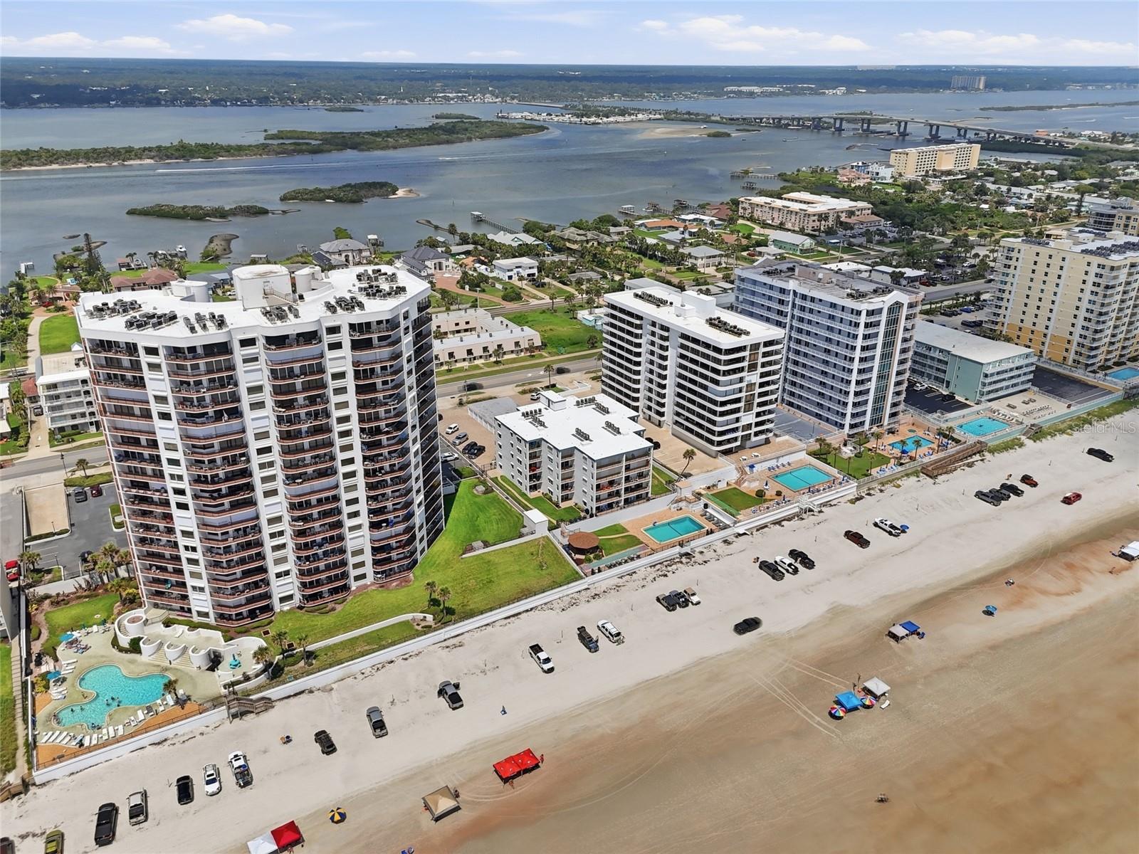 DANBURY BREAKERS CONDO - Residential