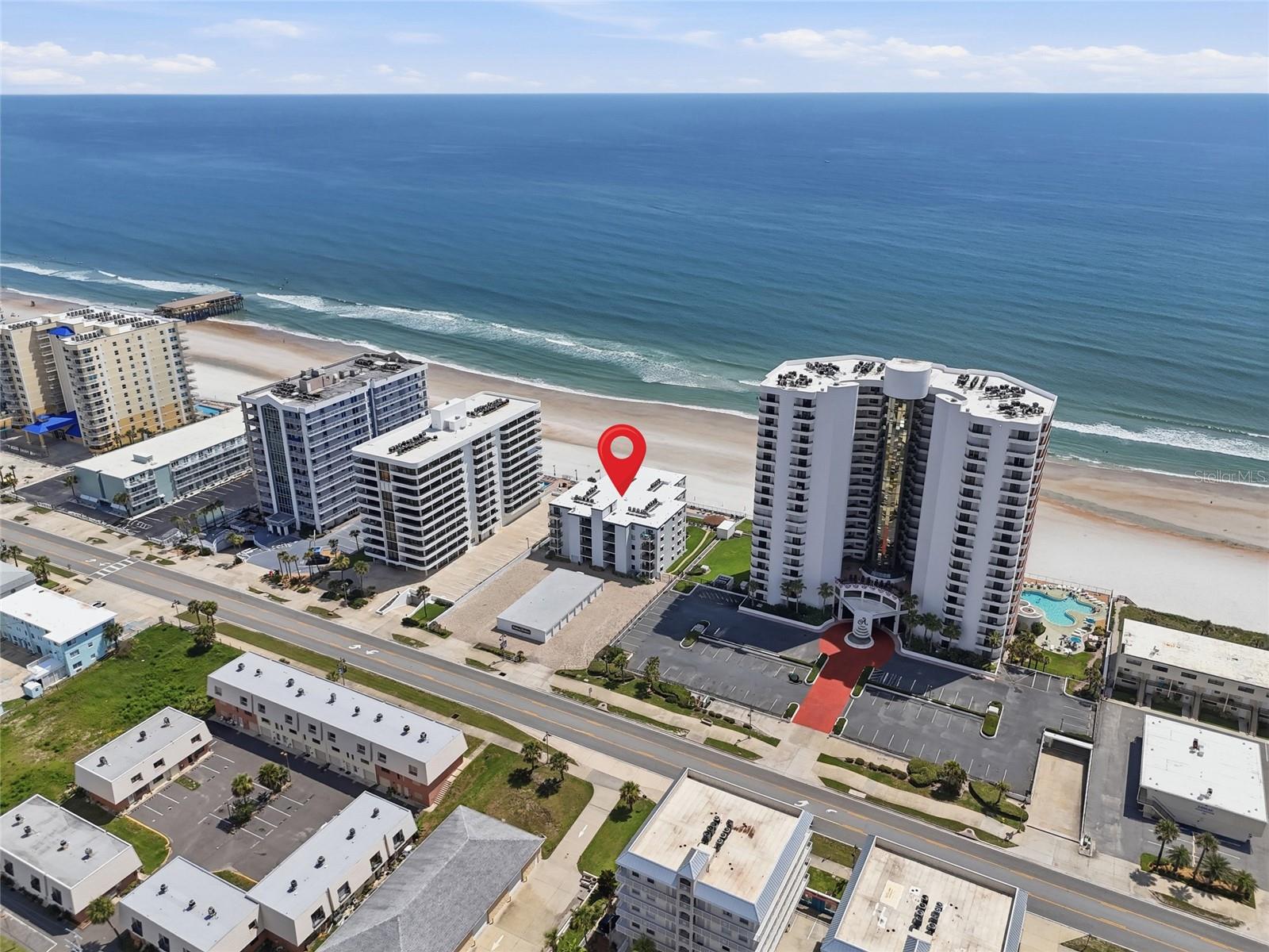 DANBURY BREAKERS CONDO - Residential