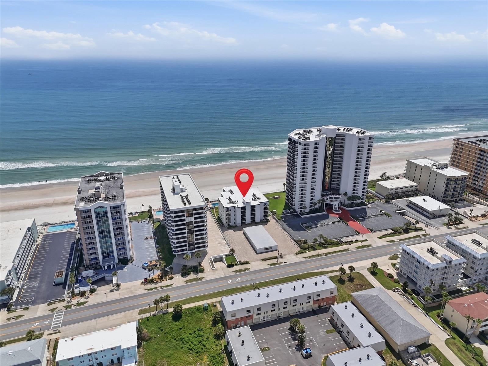 DANBURY BREAKERS CONDO - Residential