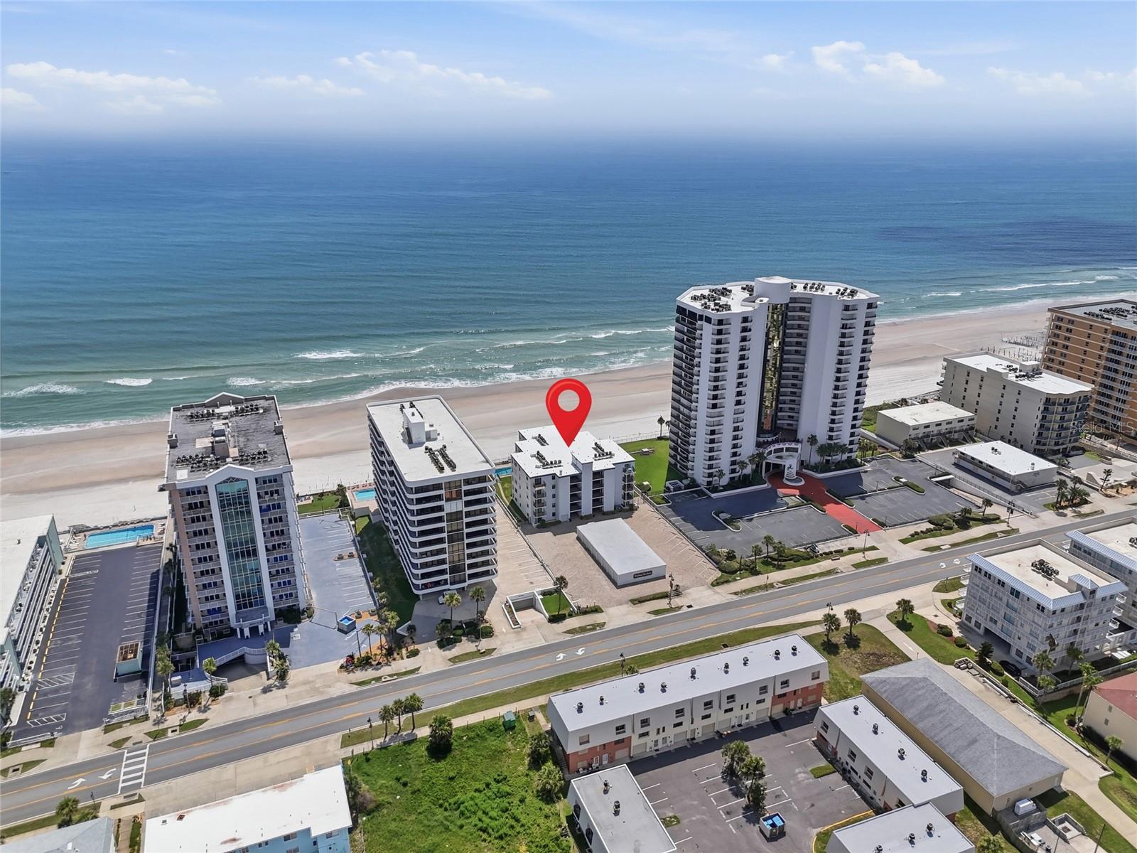 DANBURY BREAKERS CONDO - Residential