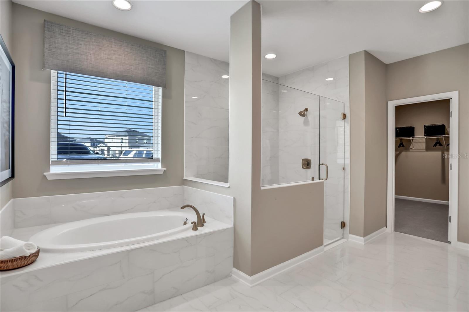 HOLLY LANDING SILVERLEAF - Residential