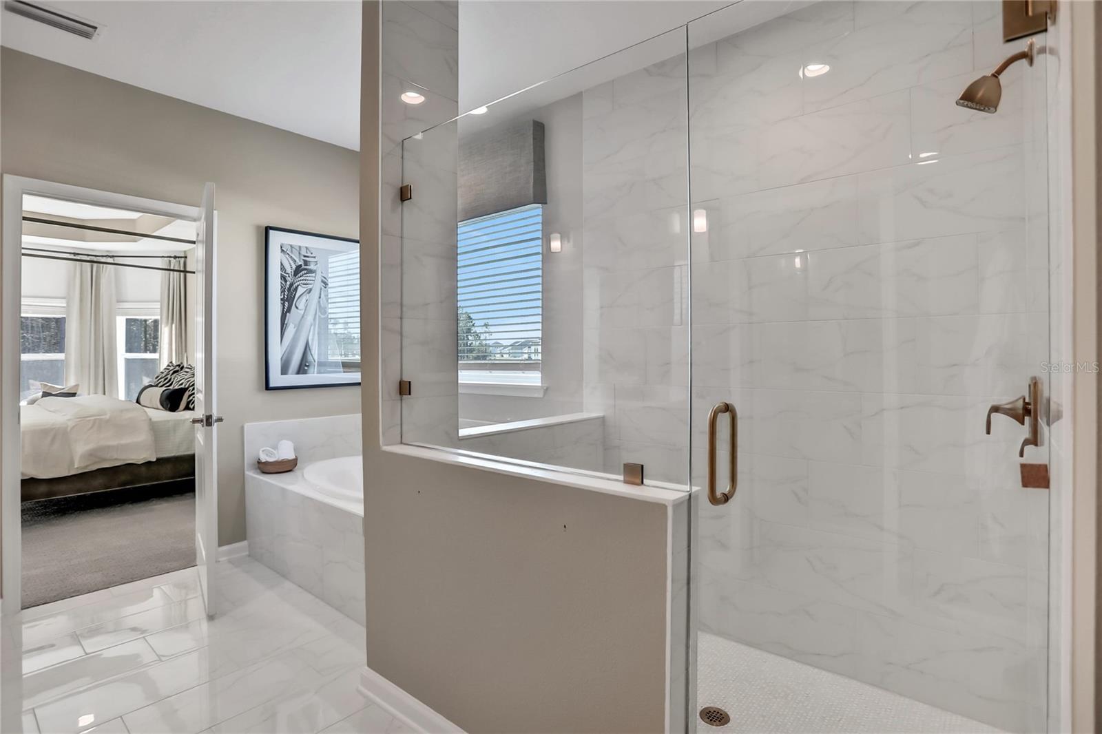 HOLLY LANDING SILVERLEAF - Residential