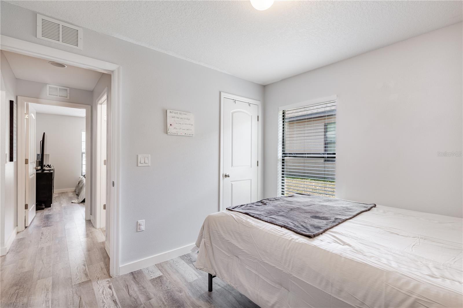 TAVARES CHELSEA OAKS SOUTH - Residential