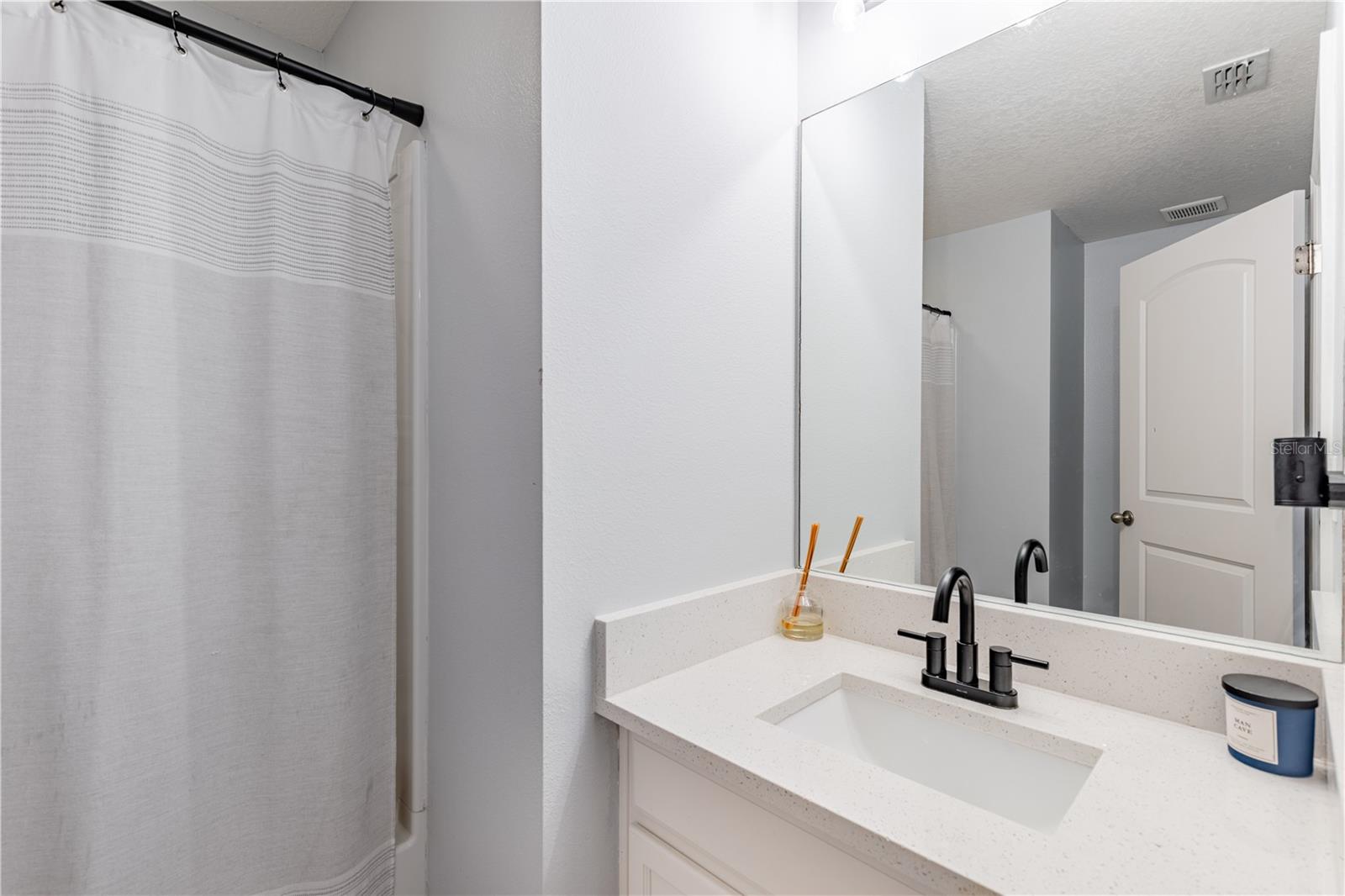 TAVARES CHELSEA OAKS SOUTH - Residential