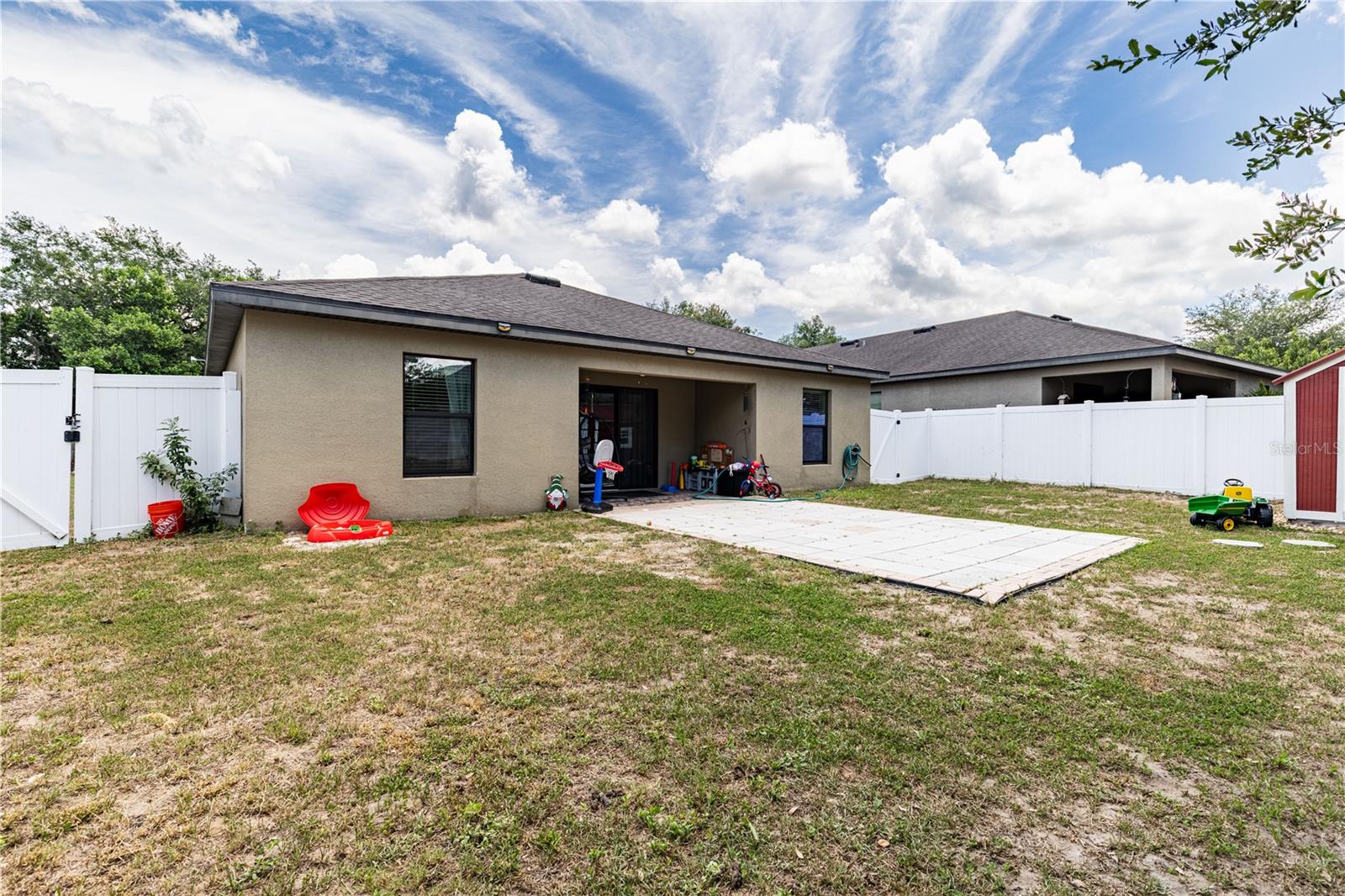 TAVARES CHELSEA OAKS SOUTH - Residential