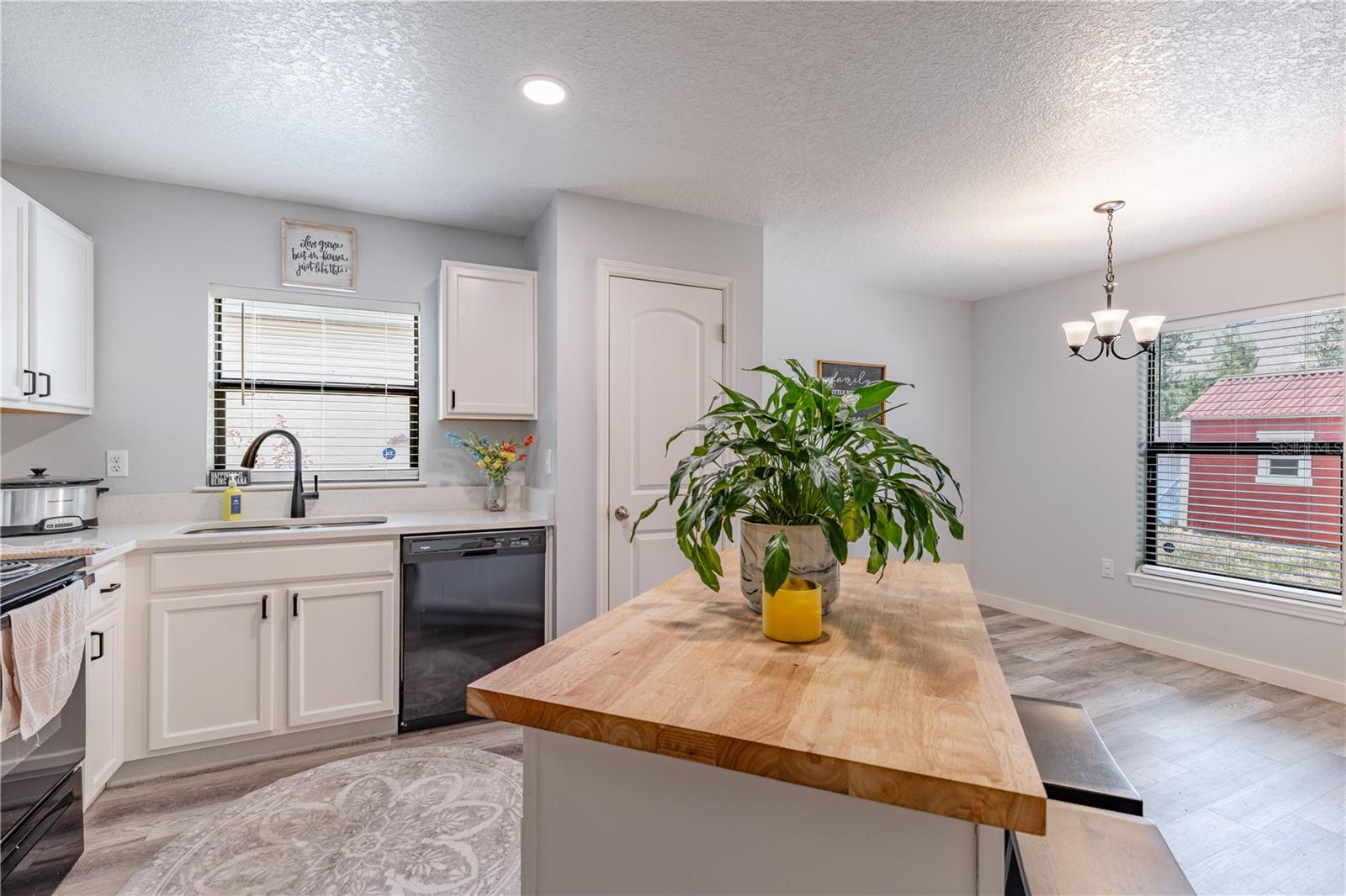 TAVARES CHELSEA OAKS SOUTH - Residential