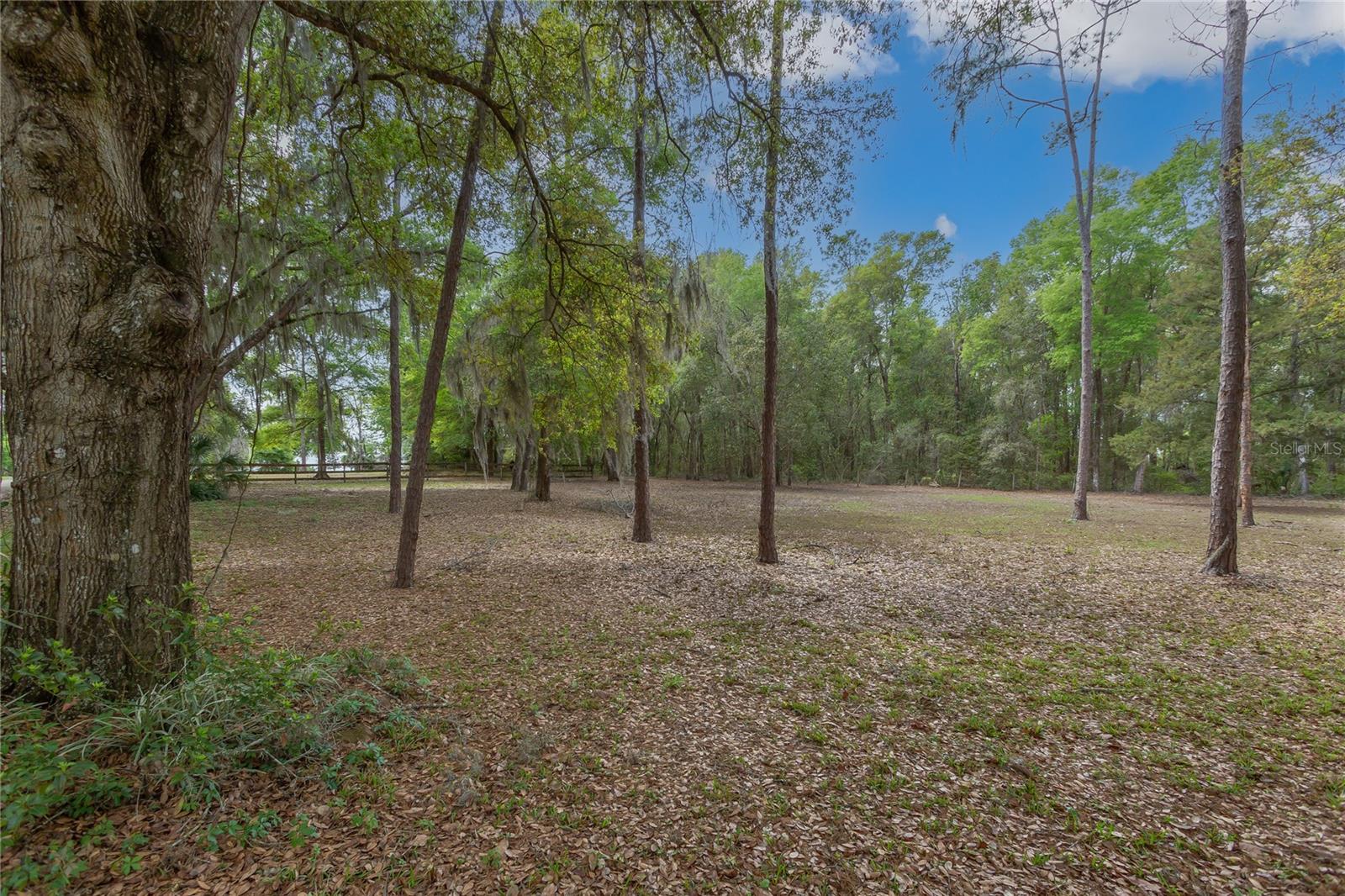 ACREAGE & UNREC - Residential