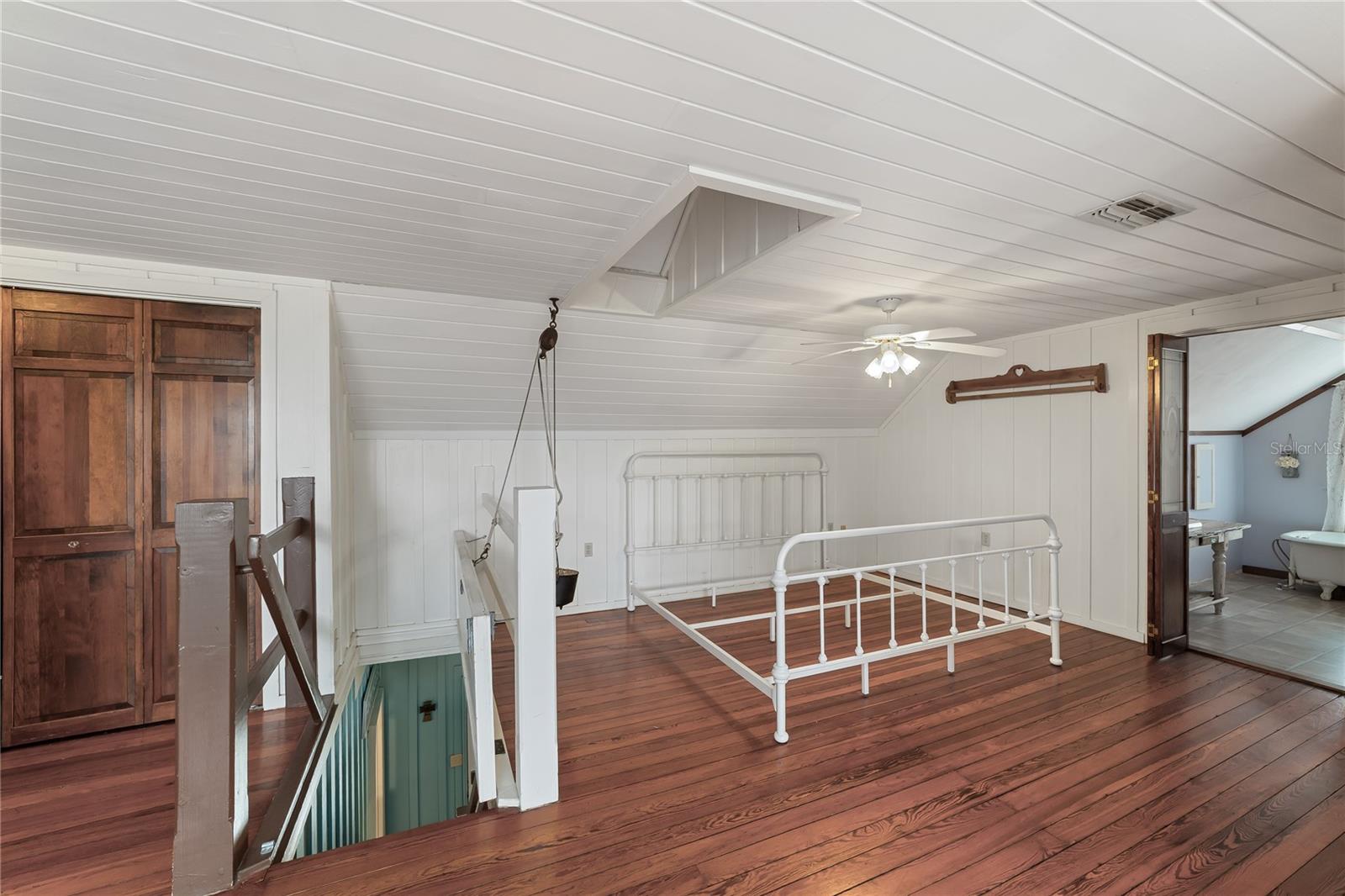 ACREAGE & UNREC - Residential