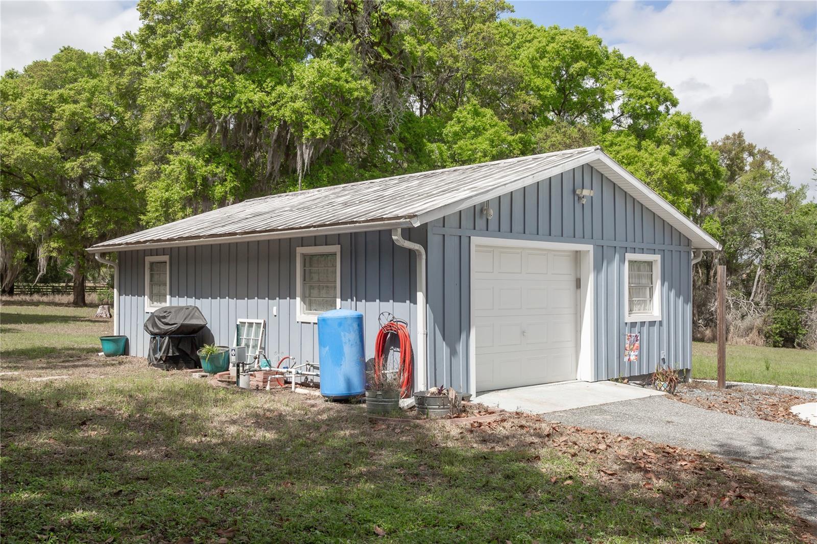 ACREAGE & UNREC - Residential