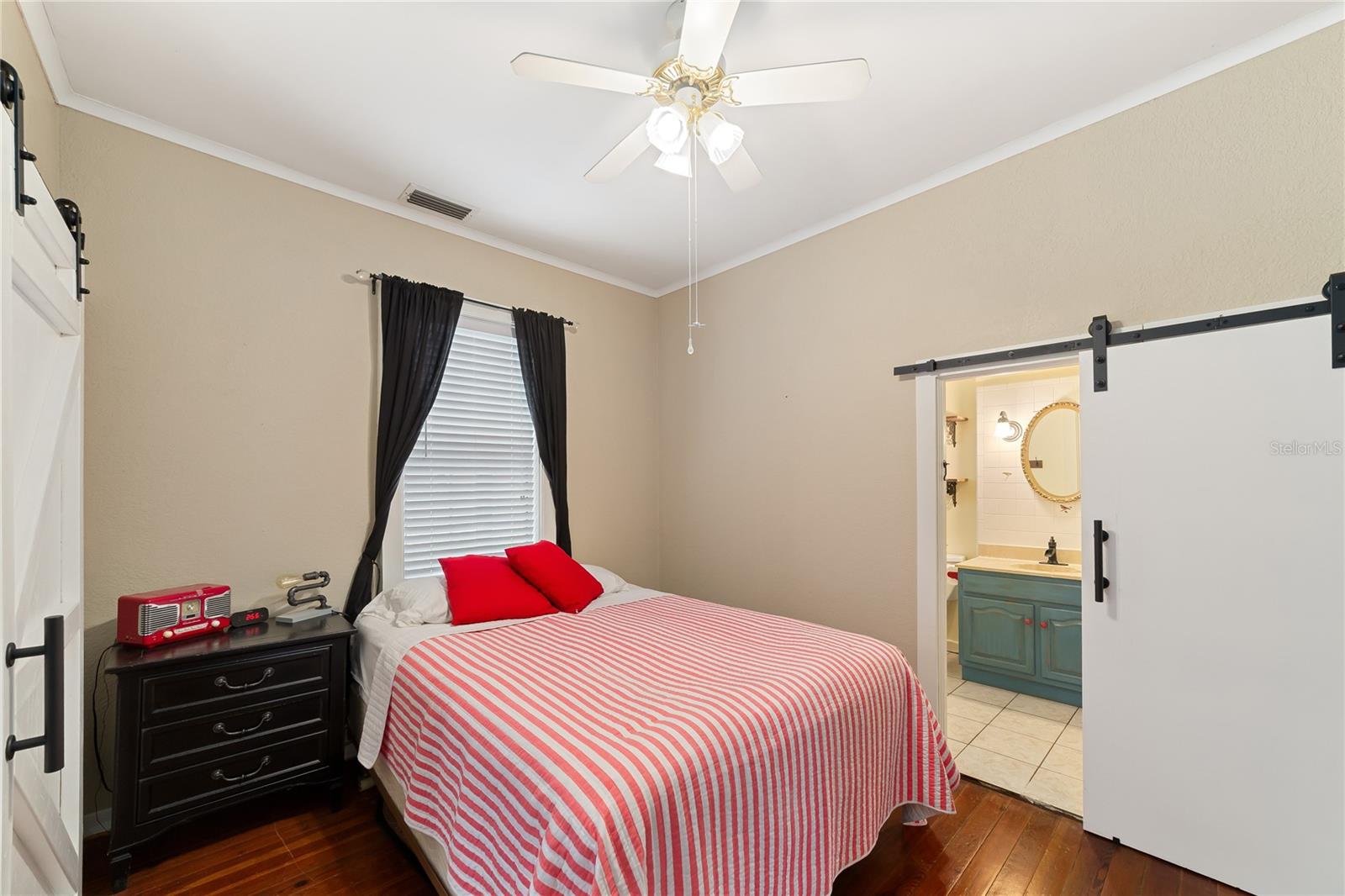 ACREAGE & UNREC - Residential