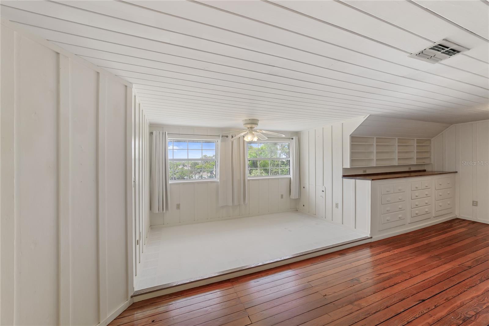 ACREAGE & UNREC - Residential